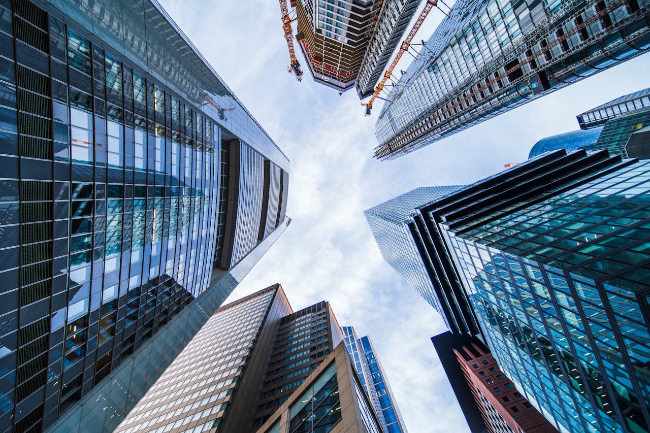 Tall buildings in the insurance market